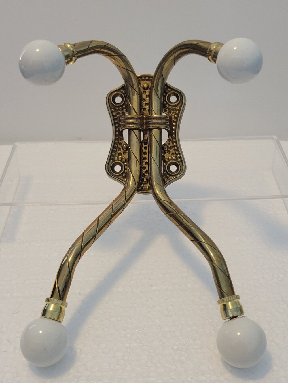 Vtg Hardware Reproduction Victorian Quad Hook Porcelain Ball